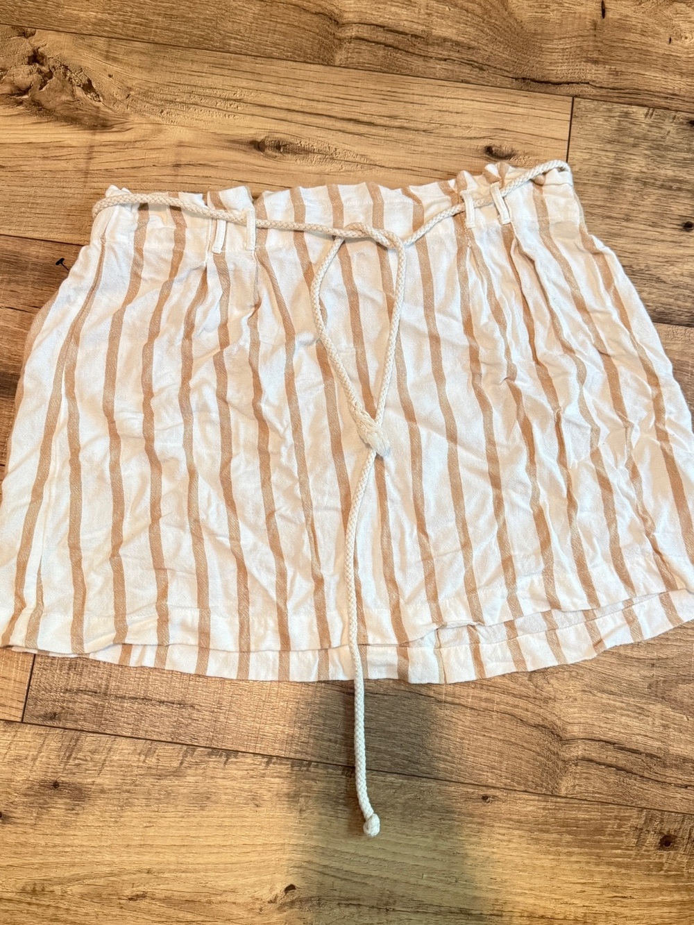 American Eagle Striped Drawstring Mini Skirt - White & Tan